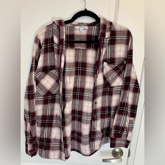 mySTYLE Tops - 100%  Cotton Plaid Shirt